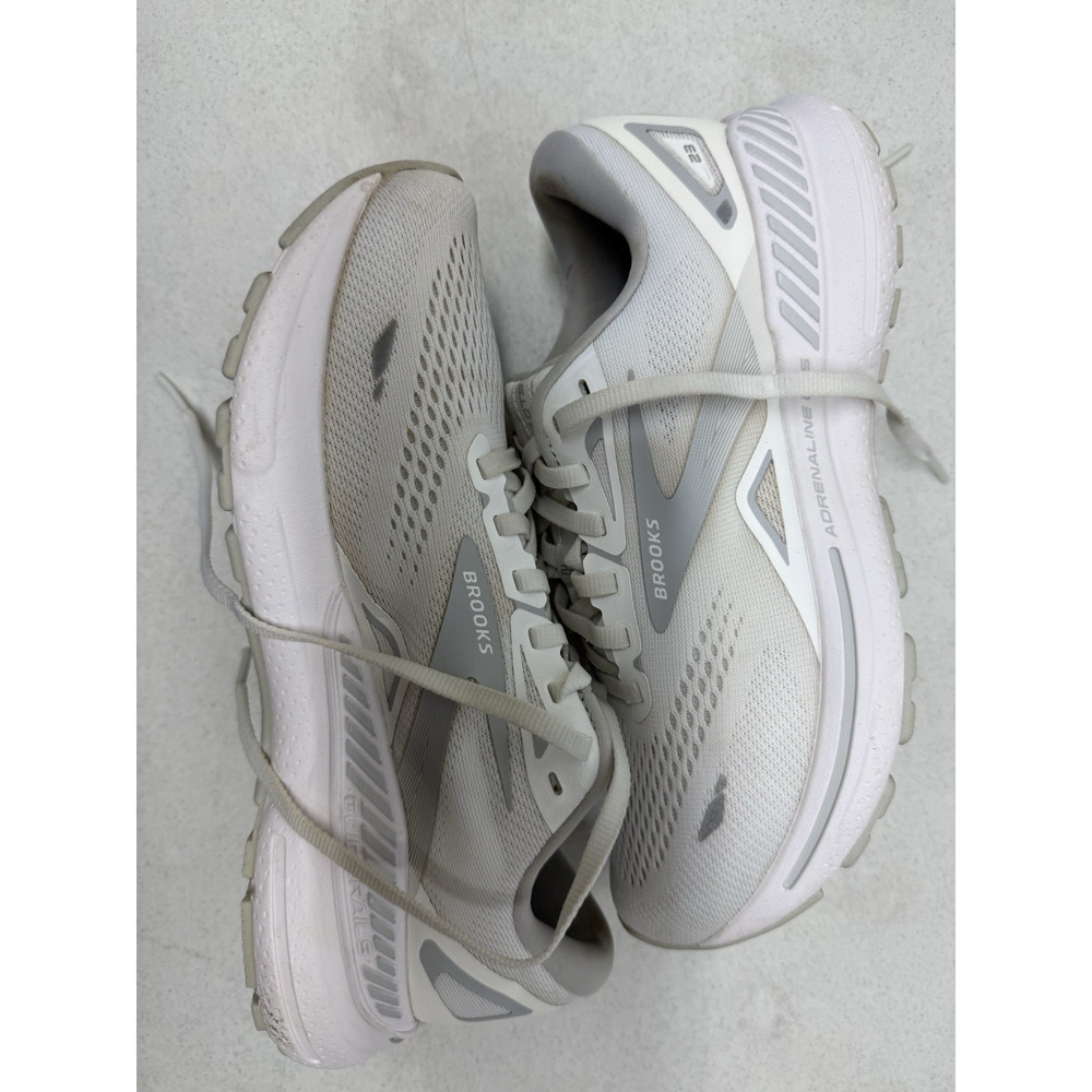 Brooks Adrenaline GTS 23 Running Shoes 1203811B104 Light Gray Womens 8.5 B